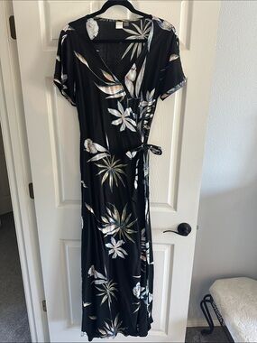 Roxy Black Floral Wrap Maxi Dress with Pale Blue & Cream Leaves